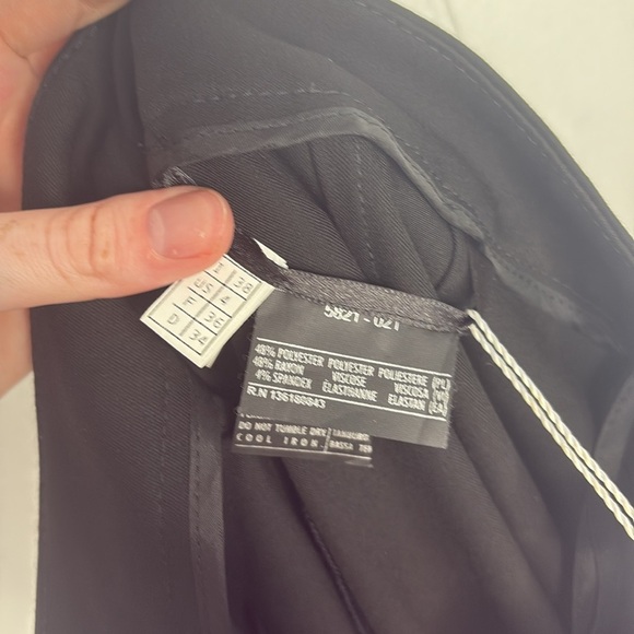 NWT Salvatore Ferragamo Women’s Black Trousers Size US 4 Career Uniform Staff - Picture 7 of 11